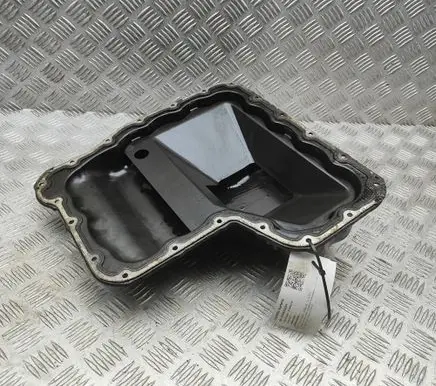 Jaguar XJ X350 Oil sump C2C28126 4R8Q6675GA