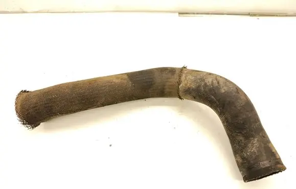 Mitsubishi Pajero Engine coolant pipe/hose