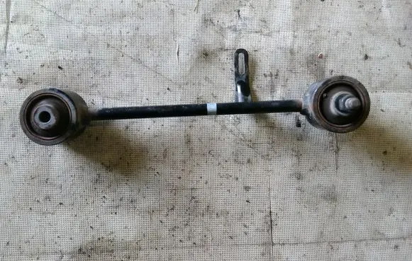 Toyota Land Cruiser (J150) Rear suspension control arm 4871460020