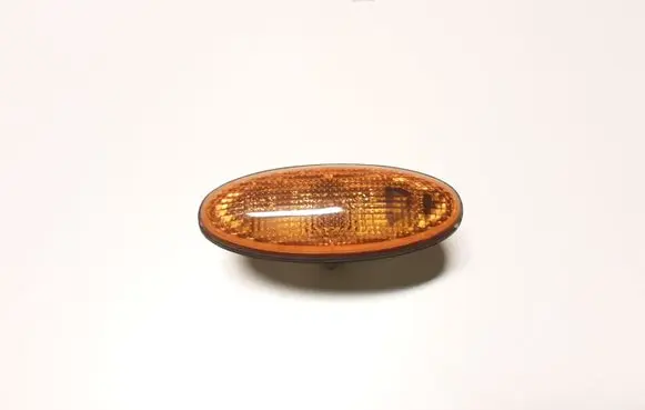 Mazda Tribute Front fender indicator light 0464120