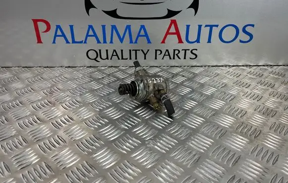 Audi A1 Fuel injection high pressure pump 03C127026M