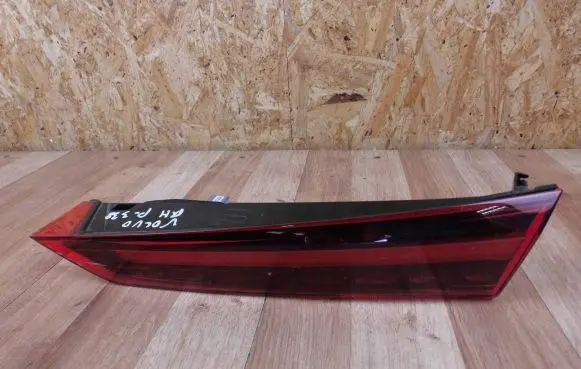 Volvo S60 Rear light trim 31468206