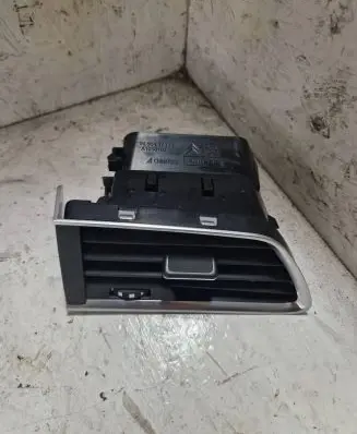 Peugeot 508 Dashboard side air vent grill/cover trim 9686457377