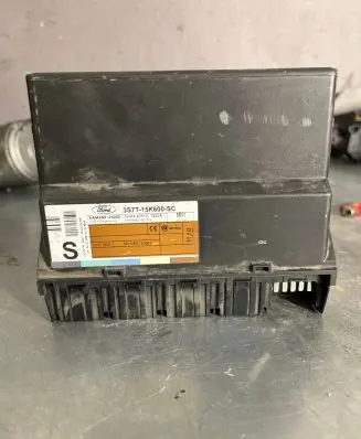 Ford Mondeo Mk III Comfort/convenience module 3S7T15K600SC 5WK48751F 5WK48862