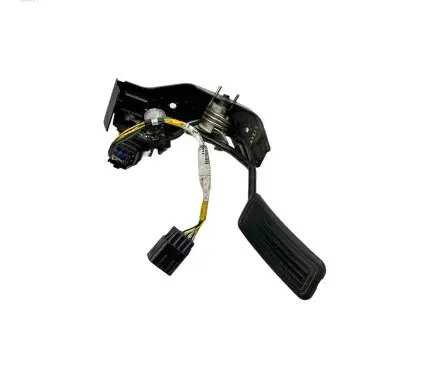 Toyota Avensis T250 Accelerator throttle pedal 7811135030 8222305060