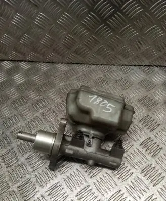 Volkswagen Touran I Master brake cylinder 1K1611301C