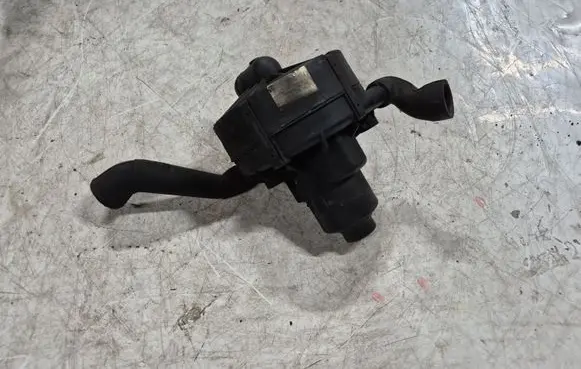 Mercedes-Benz R W251 Secondary air pump A0001405185 0580000026