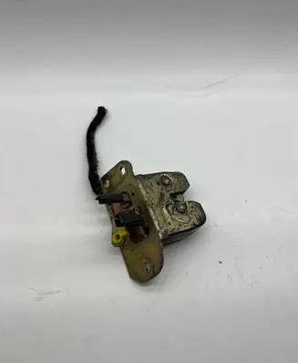 Volvo S40, V40 Tailgate/trunk/boot lock/catch/latch 2897