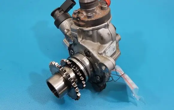 Mercedes-Benz E W213 Fuel injection high pressure pump 0445010736 IMPRK1566103