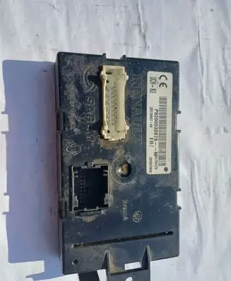 Renault Trafic II (X83) Comfort/convenience module P8200530976M 281188674A