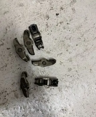 Land Rover Discovery 3 - LR3 Valve rocker arm NA682Y1112D