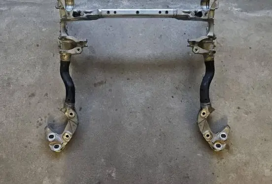 Audi Q7 4M Front subframe 4M0399315T 2150232260