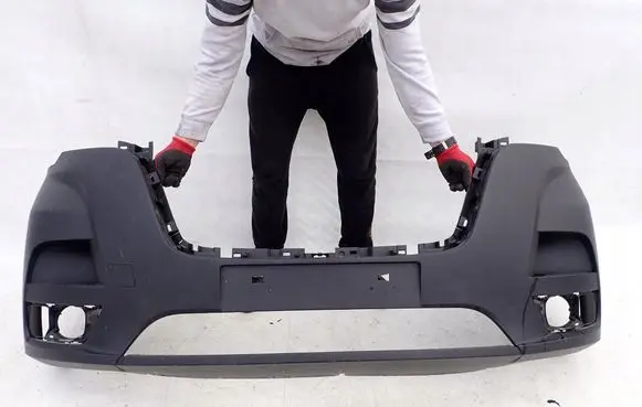 Renault Master III Front bumper 620228205R