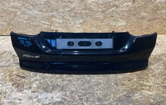 Ford Focus Tailgate/boot lid cover trim BM51-N425A30-A S2505P070