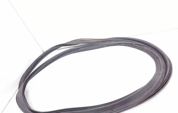 Ford Mondeo MK IV Trunk rubber seal (body) 