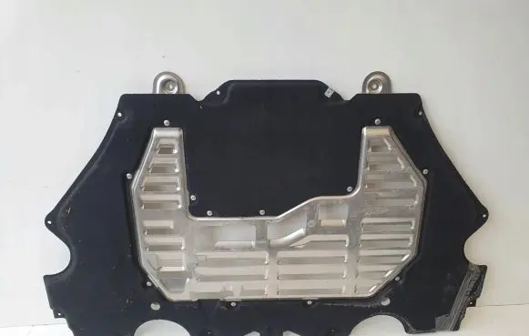 Porsche Cayman 982 Engine splash shield/under tray 982825253A