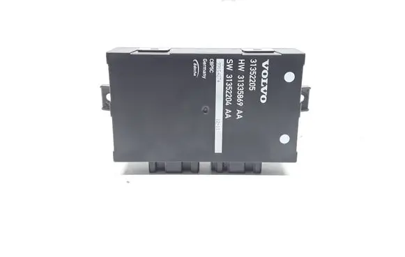 Volvo V70 Tailgate/trunk control unit/module 31352205 31352204 31335869
