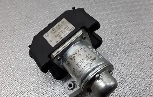 Volkswagen Phaeton Charging relay 3D0919083 0333006020