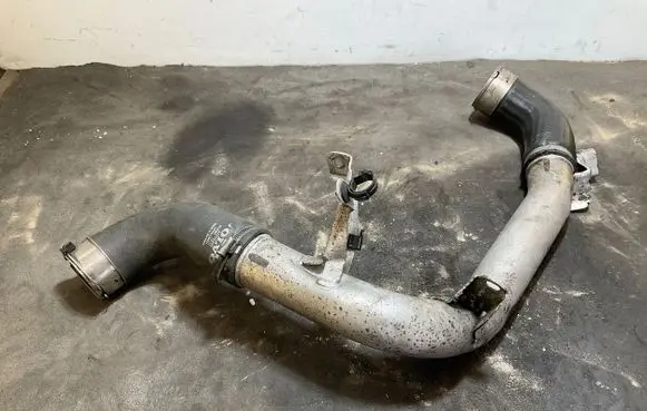 Volvo XC90 Intercooler hose/pipe 32222269 31370288