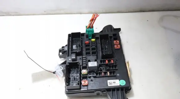 Opel Insignia A Fuse box set