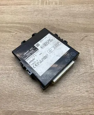Toyota Auris 150 Keyless (KESSY) go control unit/module 8999002010