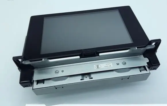 Lexus CT 200H Radio/CD/DVD/GPS head unit 8611176080