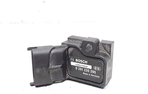 Volvo XC90 Air pressure sensor 0261230295