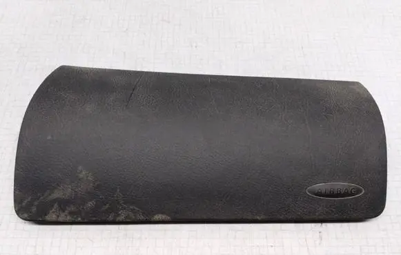 Volkswagen Golf IV Airbag cover 1J1880343A