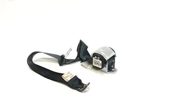 Nissan Juke I F15 Middle seatbelt (rear) 617968700B 617968700 12250111