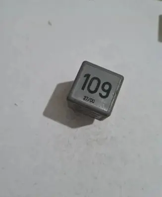 Volkswagen Transporter - Caravelle T5 Other relay 1J0906381A V23134B63X396