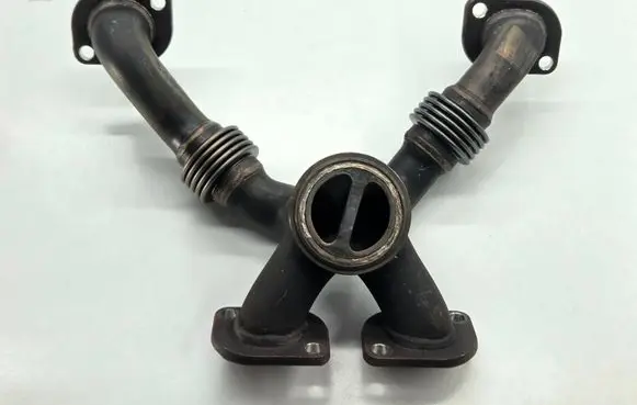 BMW M5 F90 Exhaust manifold 7843780 11627843780 10218010