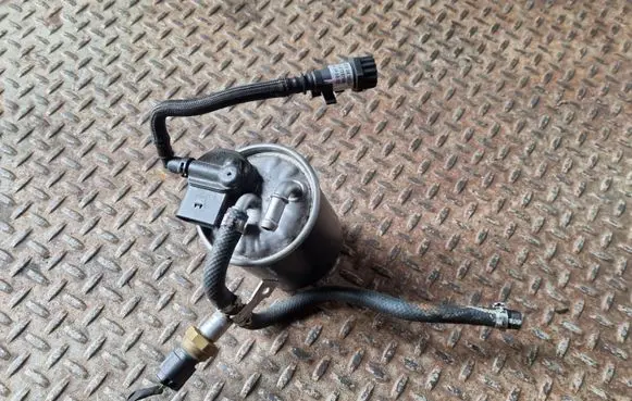 Mercedes-Benz A W176 Fuel filter A6450700081 A6450700438