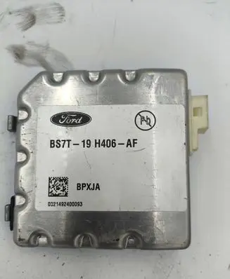 Windshield/windscreen camera