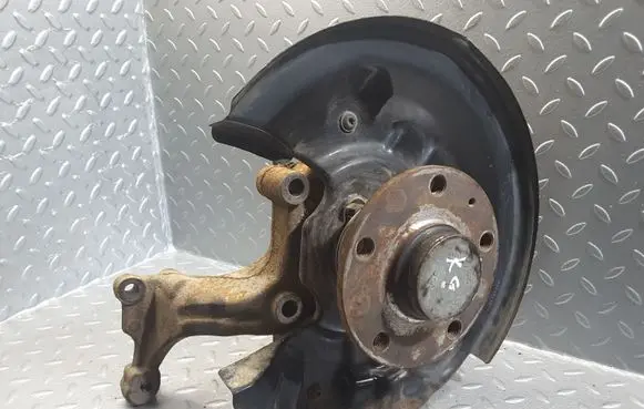 Volkswagen PASSAT B7 USA Rear wheel hub 1Q0615611F 5C0505435A