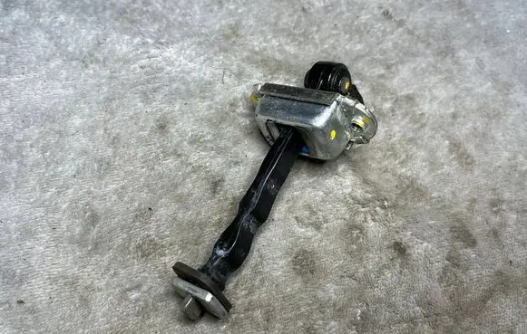 Nissan Micra Rear glass lock/latch X186 804301HB0A