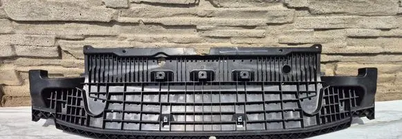 Suzuki Vitara (LY) Engine splash shield/under tray 7239154P0
