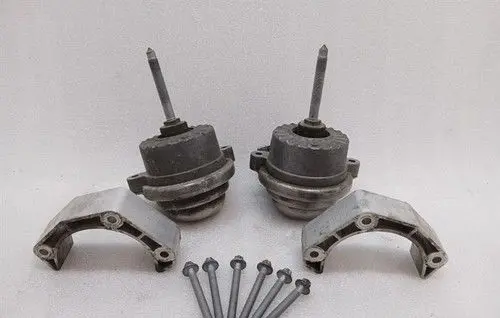 Porsche 911 997 Engine mount bracket 99737505904
