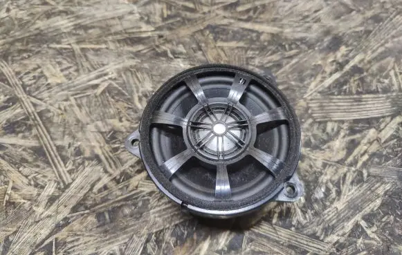 Land Rover Range Rover Velar Panel speaker BJ3218808DC