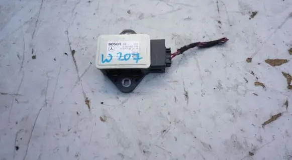 Mercedes-Benz E W212 ESP acceleration yaw rate sensor A0055422618