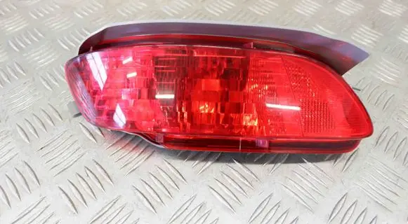 Lexus RX 330 - 350 - 400H Rear fog light 8192048031 8192048030