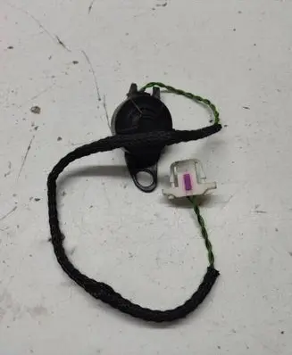 BMW 3 E46 Front door high frequency speaker 8368231 65138368231 5243132