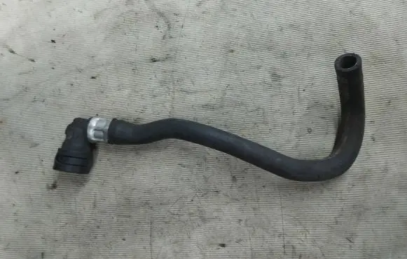 Volvo XC90 Engine coolant pipe/hose 8649878001 C1385103
