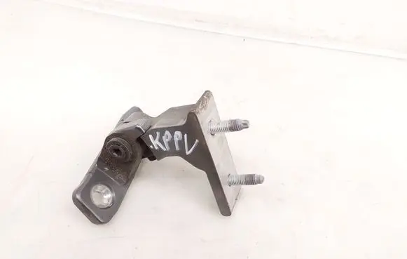 Mercedes-Benz C W205 Front door upper hinge A047052