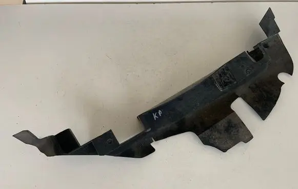 Audi A6 S6 C5 4B Intercooler air guide/duct channel 4B0121283Q