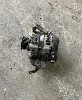 Toyota RAV 4 (XA30) Generator/alternator