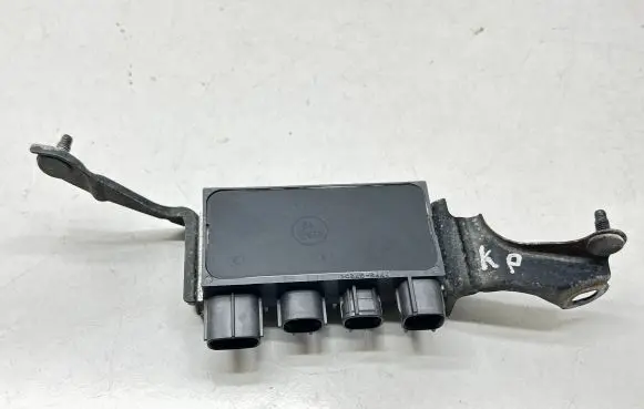 Toyota Land Cruiser (J150) Glow plug pre-heat relay 2855130010 03D136514
