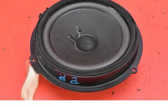 Ford Mondeo MK I Subwoofer speaker DS7T18808BB