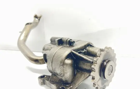 Mercedes-Benz C W204 Oil pump A6461810047 A103286461301 R6461810101