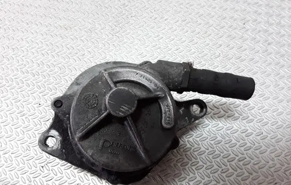 BMW 5 E39 Vacuum pump 72162504