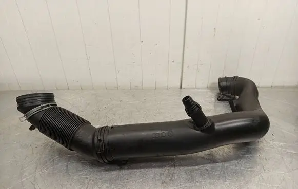 Volkswagen PASSAT B6 Intercooler hose/pipe 1K0129654AJ 446143604